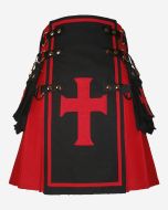 Kilt Rot Schwarz Vorne Rotes Kreuzritterkreuz und Kiltketten - Schottisher Kilt
